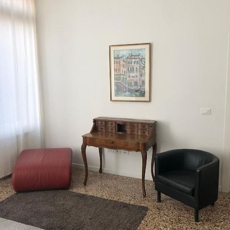 Esclusivo Appartamento A Rialto Veneţia Exterior foto