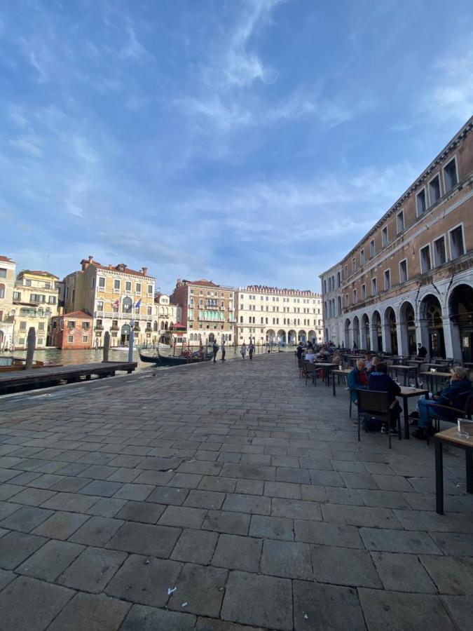 Esclusivo Appartamento A Rialto Veneţia Exterior foto